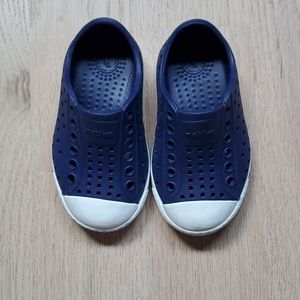 Native Toddler Size 5